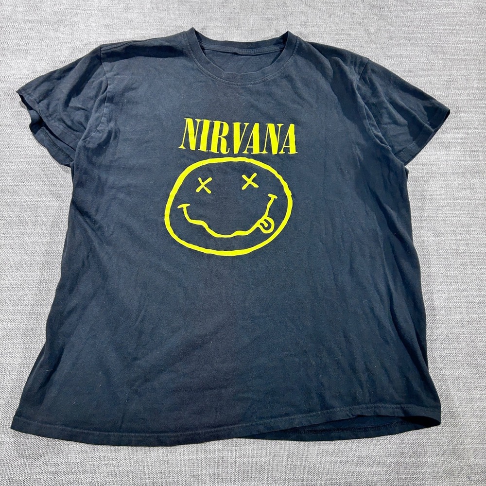 Nirvana‎ Graphic T-Shirt Mens XL Black Yellow Smiley Face Grunge Band Tee